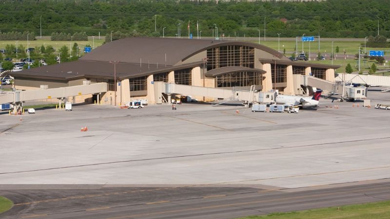 Bismarck Airport