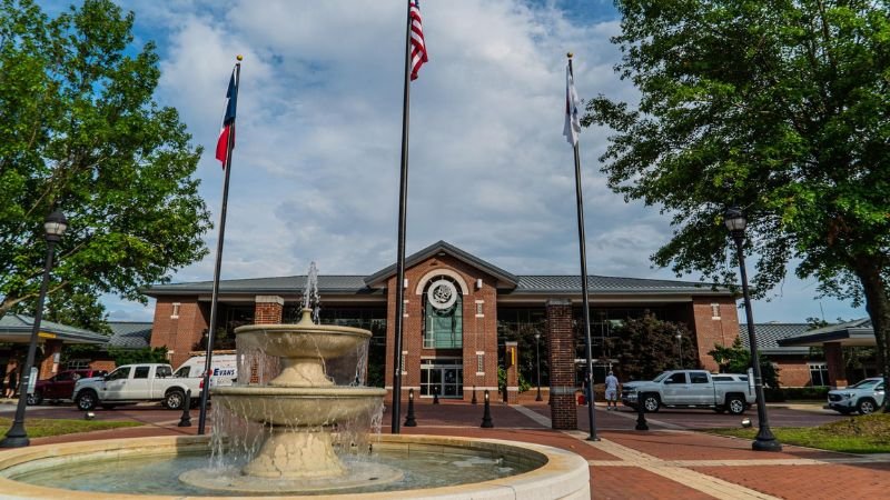 Tyler Pounds Regional Airport